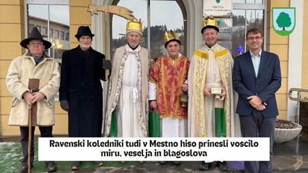 Ravenski koledniki v Mestni hiši Ravne